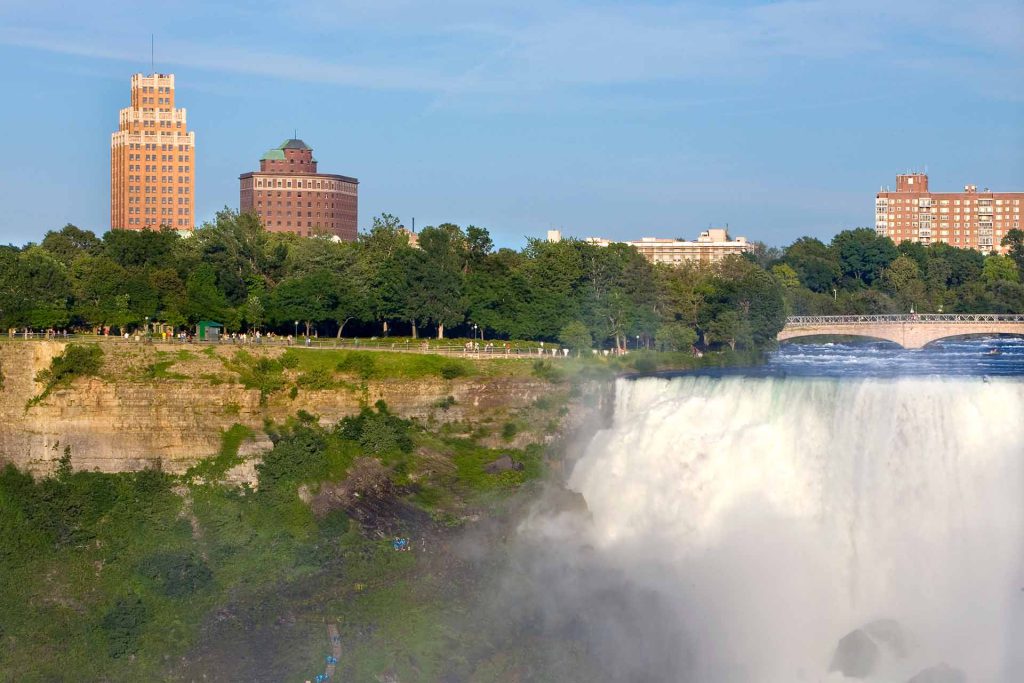 Giacomo and the American Falls